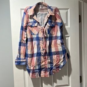 Isabel maternity shirt with belt